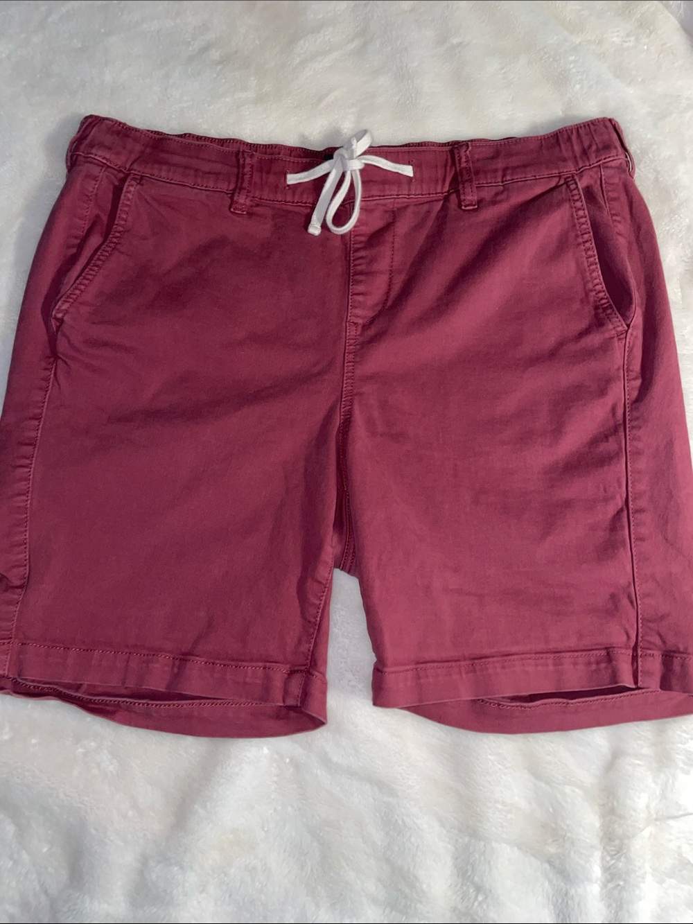 Torrid size 2X stretch cotton pull-on shorts in dark mauve color